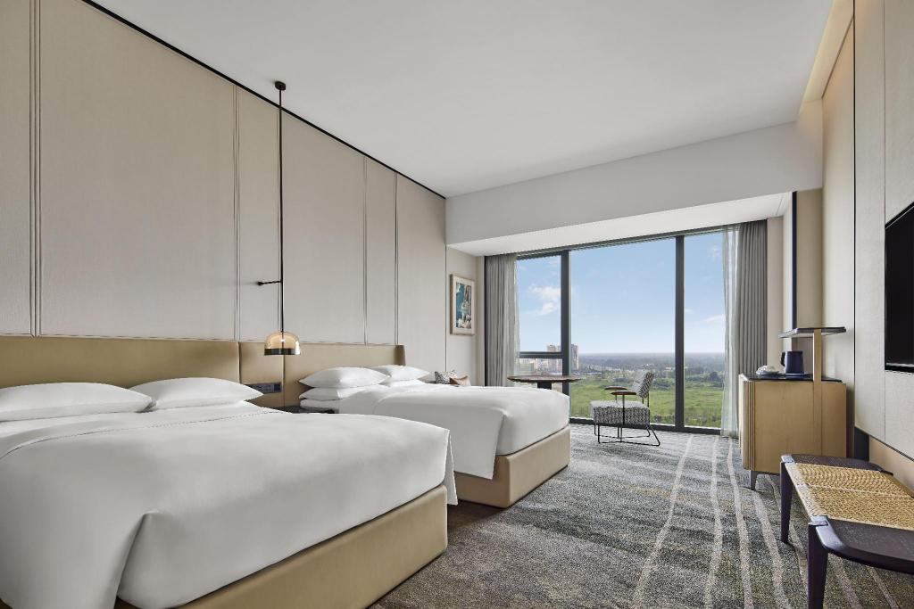 Guest Room, Executive, Twin Beds, Executive Lounge Access