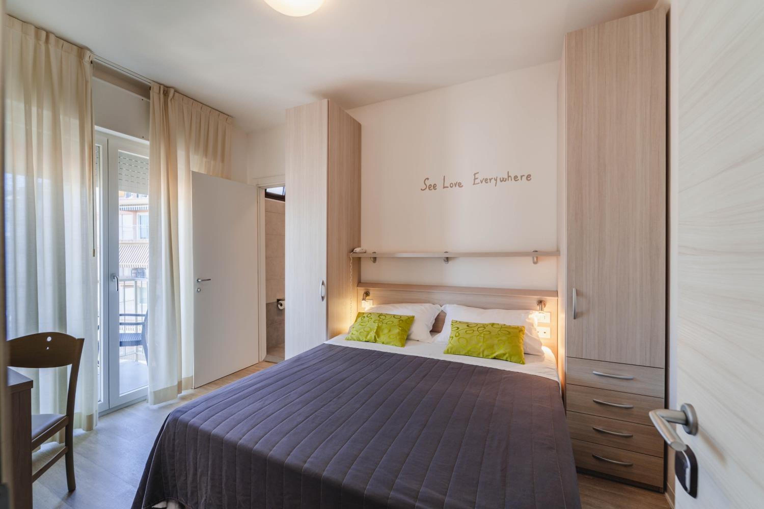 Anny Hotel 22/53