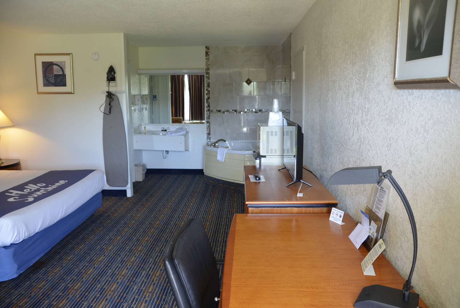 Days Inn by Wyndham Luray Shenandoah 13/33