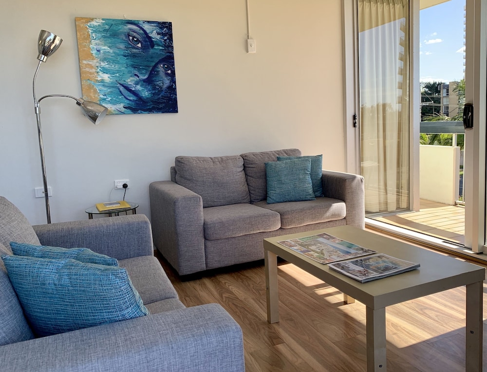 HI HO BEACH APARTMENTS 41/69