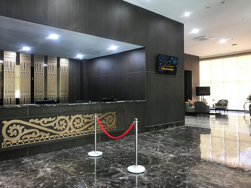 Labersa Hotel and Convention Center Samosir 5/28