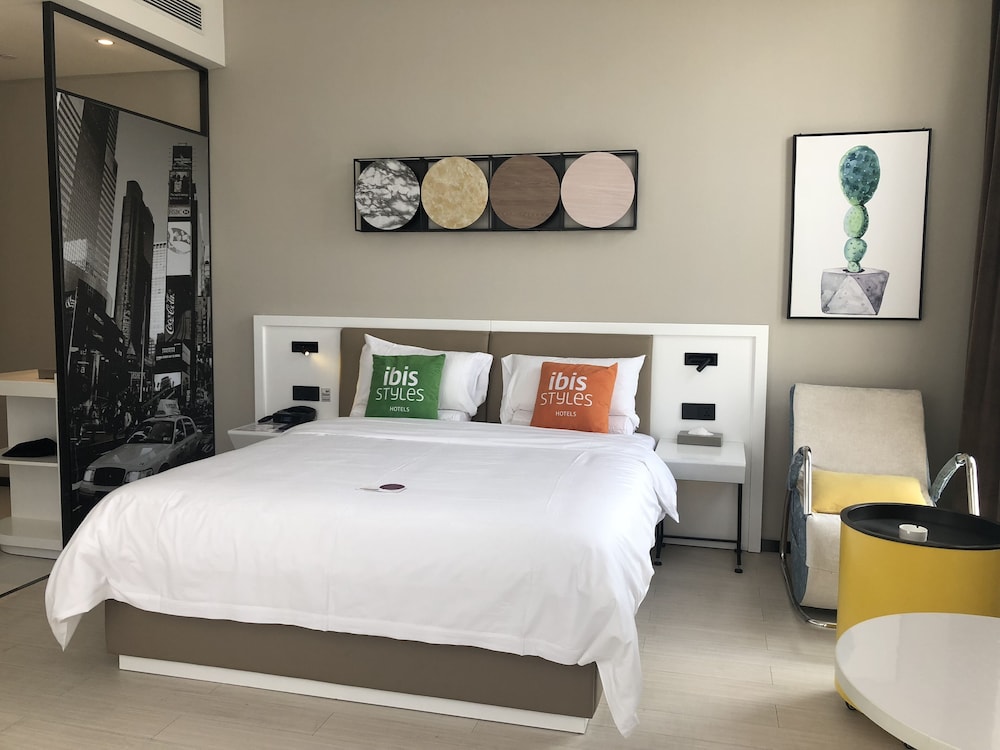 Ibis Styles Kunming Nanping Hotel 16/40
