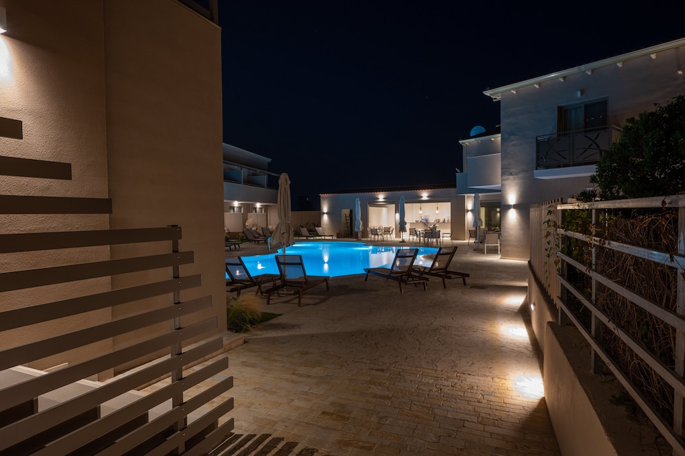 Scarabeo Hotel and Villas Parga 33/57