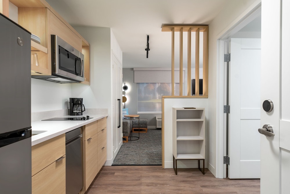 غرفة قياسية بسريرين كوين، TownePlace Suites by Marriott Pigeon Forge 5/10