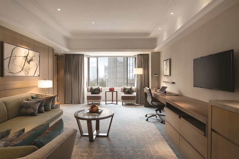 Shangri-La Qingdao 24/50