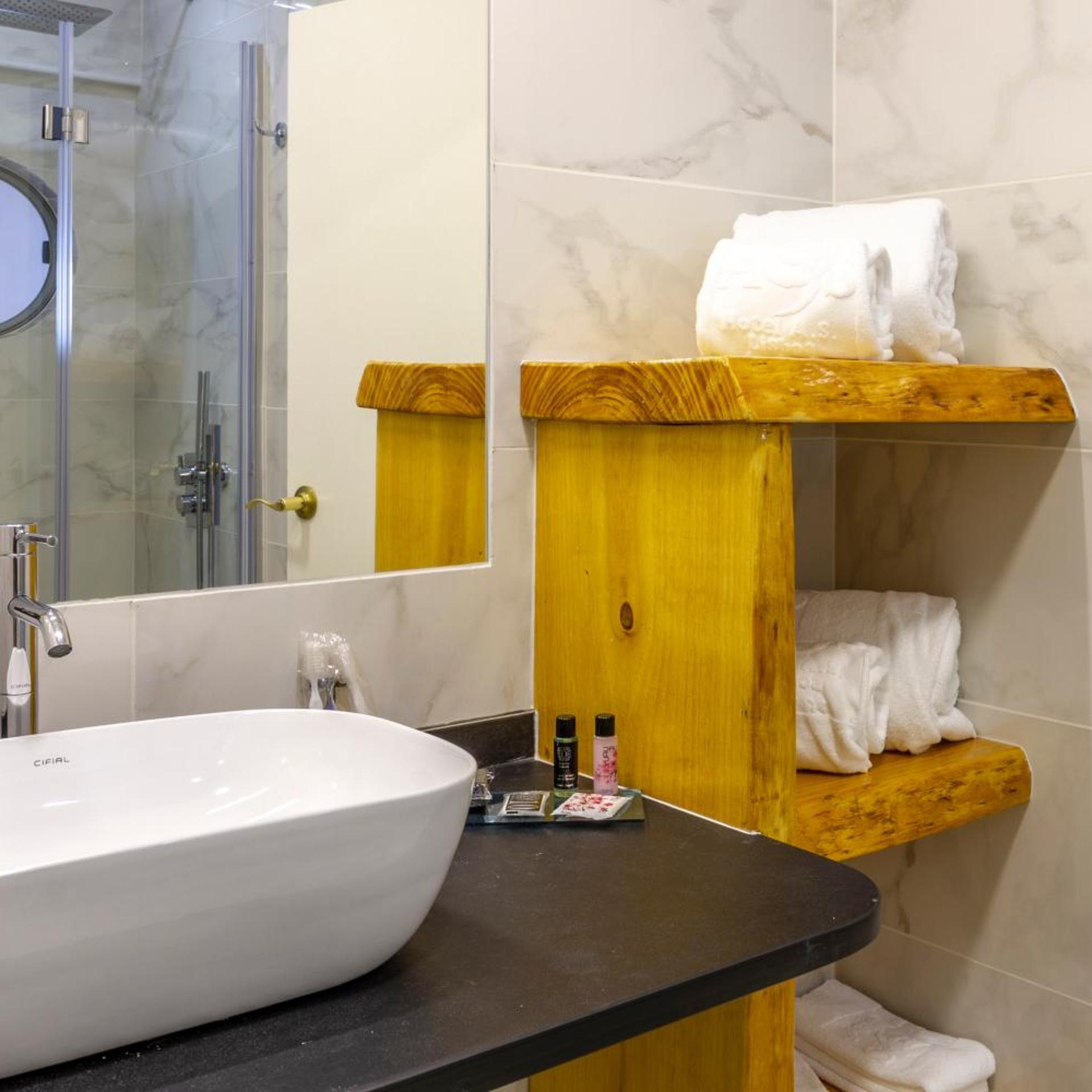 Superior, Double Bed, Hotel AS Lisboa 6/7