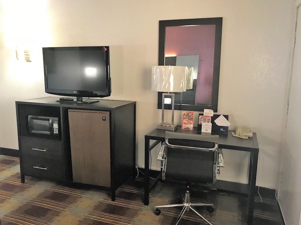 Travelodge By Wyndham New Braunfels 18/22