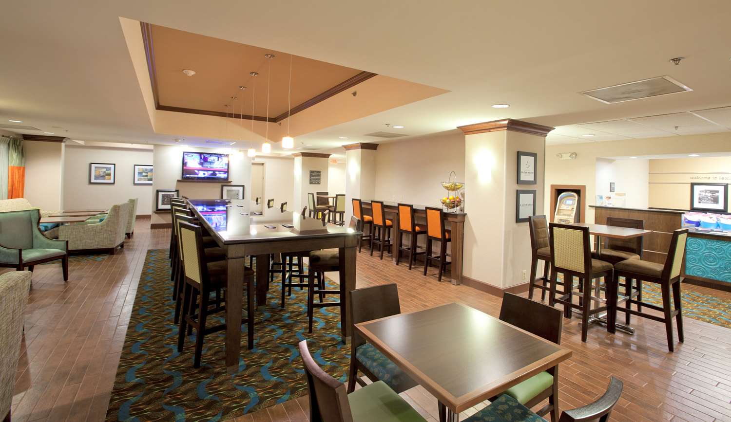 restaurant cafeteria