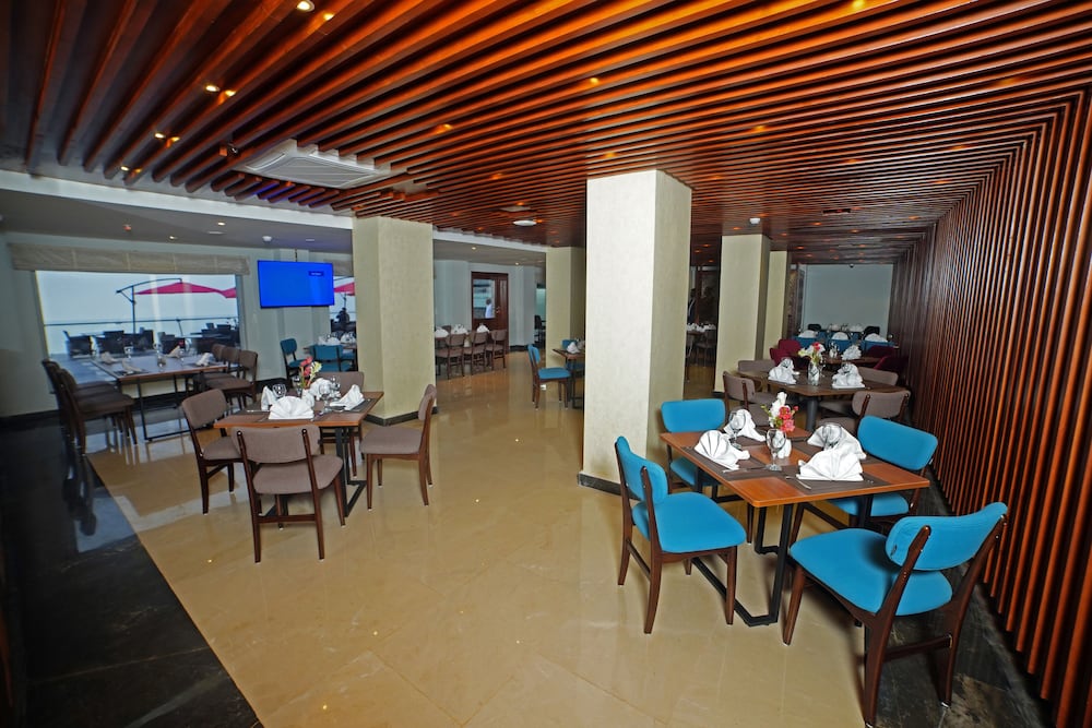 Ramada by Wyndham Murree Lower Topa Resort 72/87