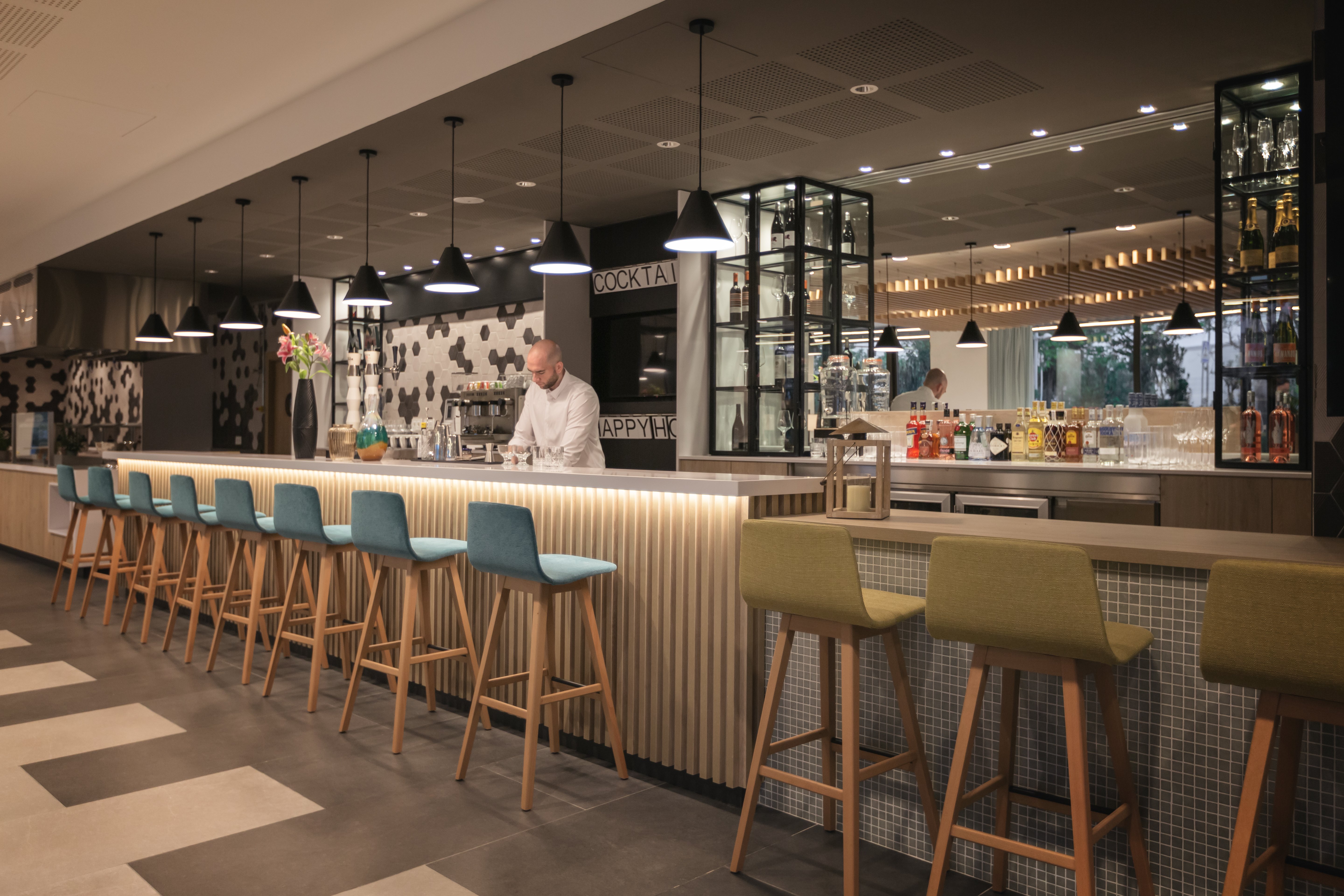 Holiday Inn Barcelona - Sant Cugat, an IHG Hotel 18/36