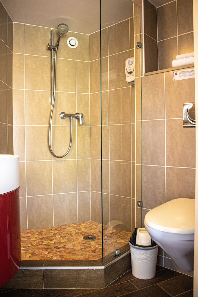 Charme Hotel Montbeliard Sud 37/40