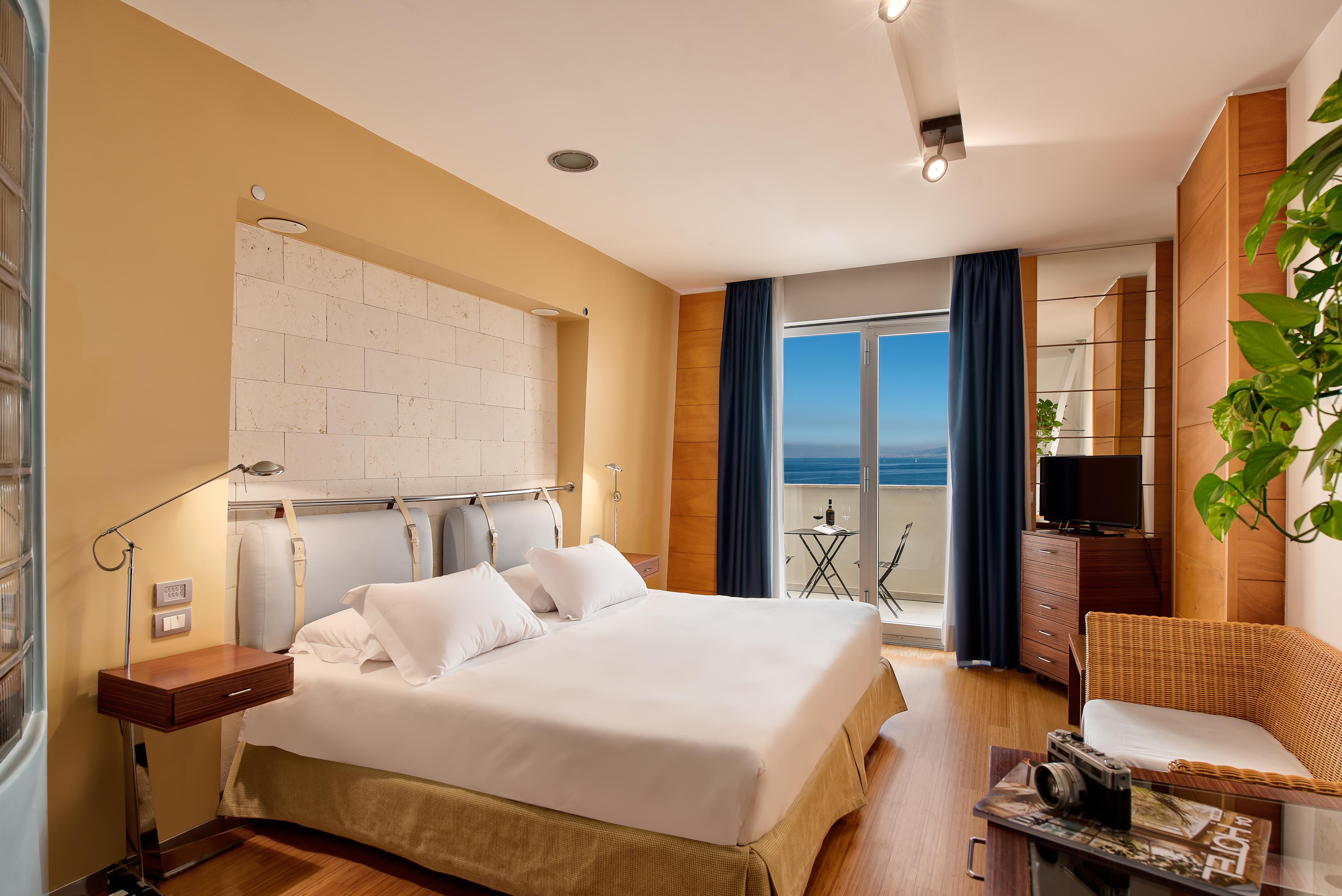 Standard, Sea Front, Balcony