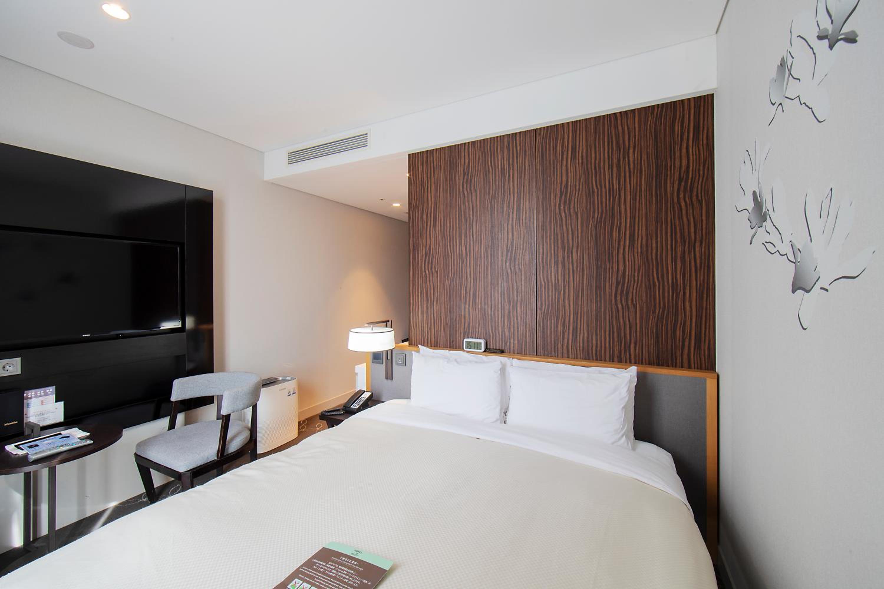 Standard, Double Bed, Bathtub