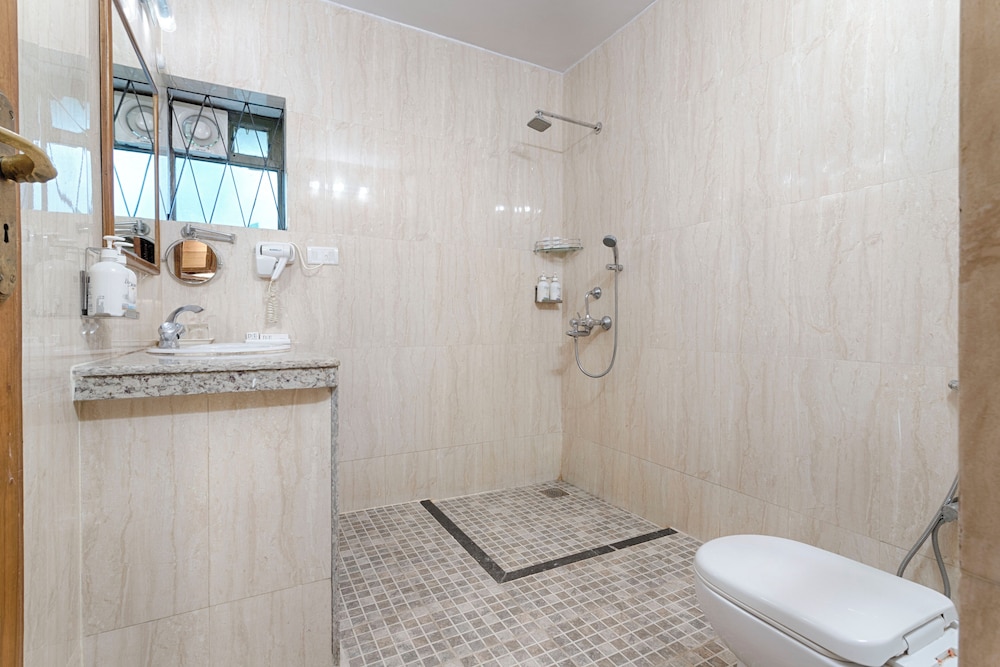 De Mandarin Beach Resort Suites & Villas 48/50