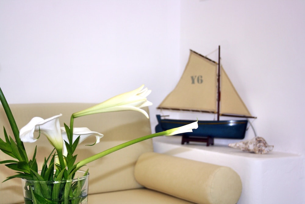 Mariakis Luxury Studios 23/42