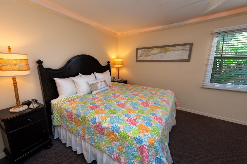 Palm, Penthouse, King Bed, Sofa