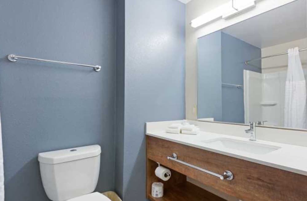 Extended Stay America Oakland - Alameda Airport 45/48