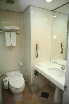 Gumi Century Hotel 45/50