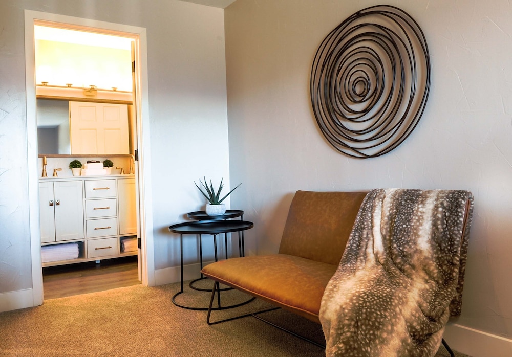 Royal Gorge Cabins 53/69