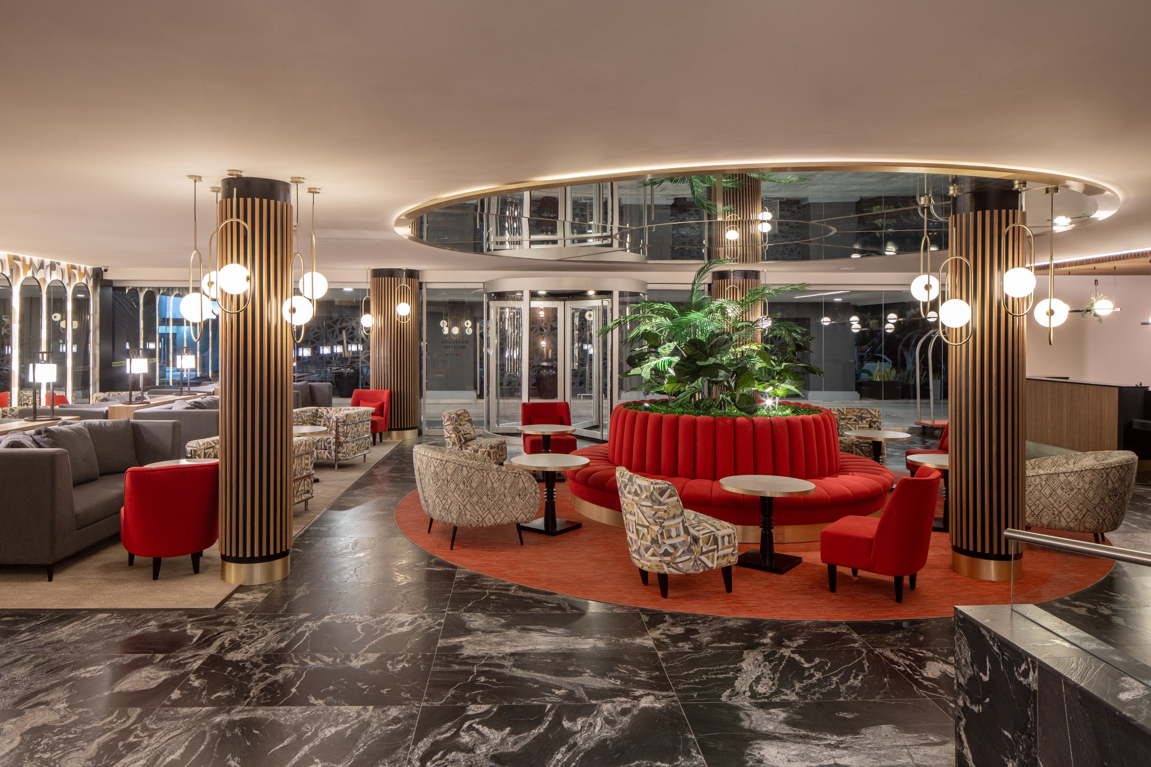 Hotel Real del Río 58/78