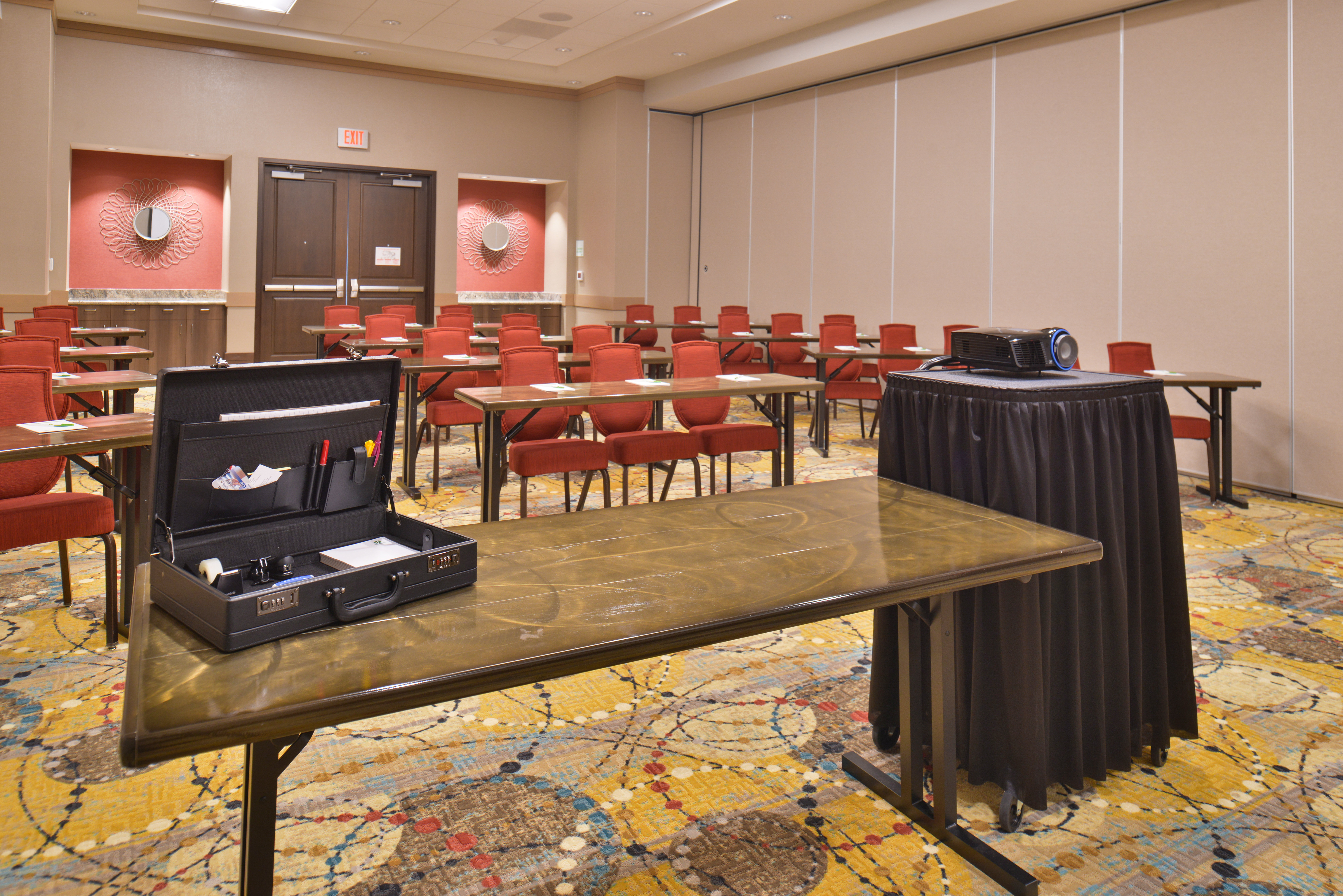 Crowne Plaza Shenandoah - Woodlands Area, an IHG Hotel 56/68