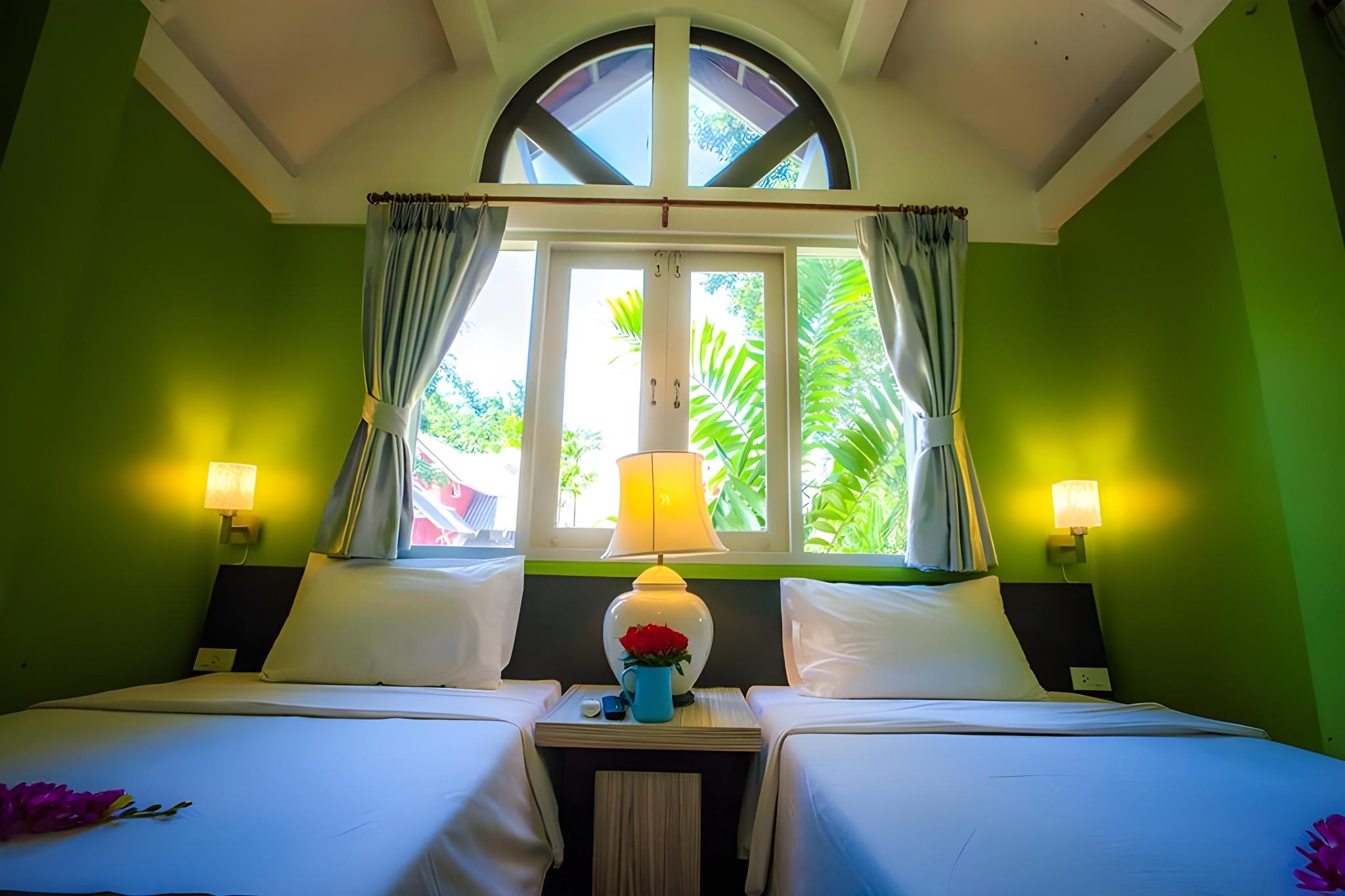 2 Bedrooms, Family Suite, Bungalow, 4 Beds