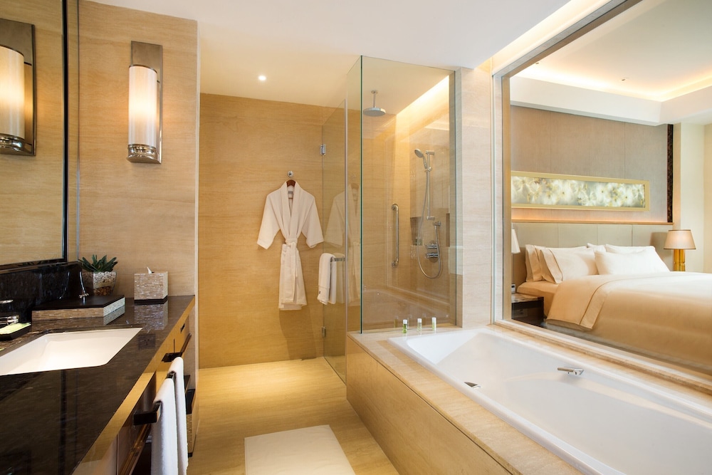 THE WESTIN JAKARTA 13/77