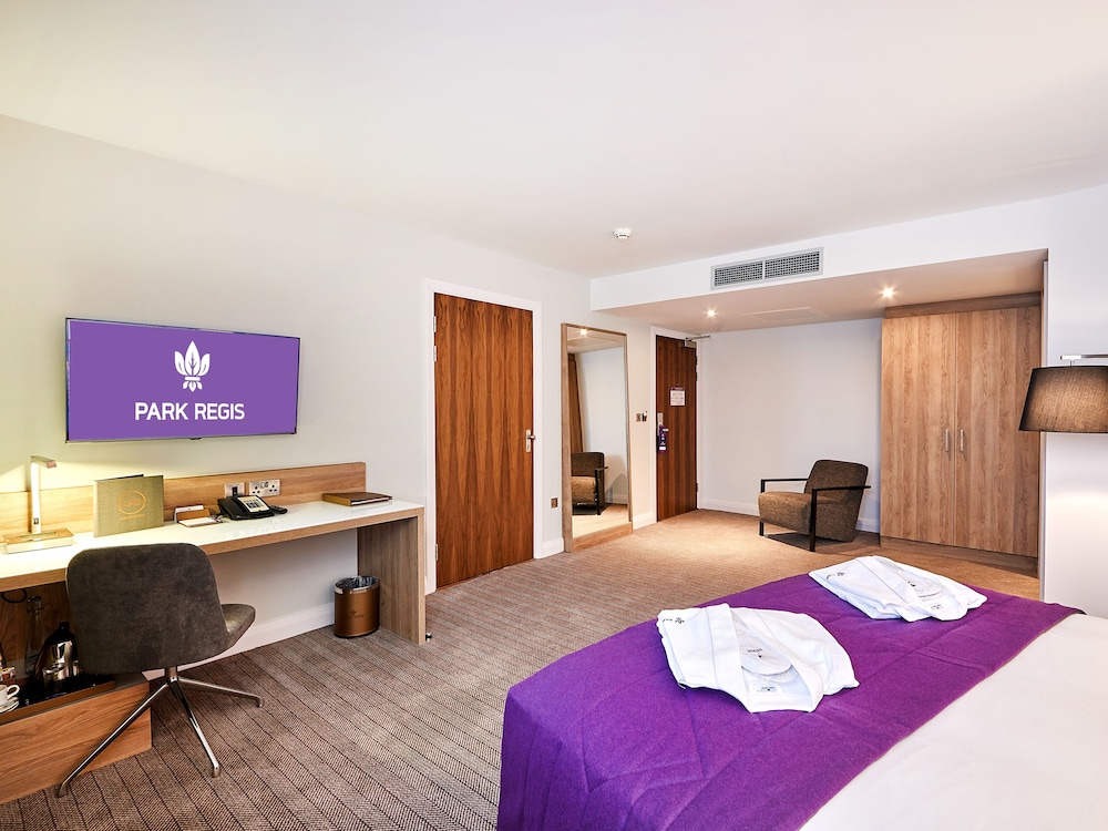 Park Regis Birmingham 27/77