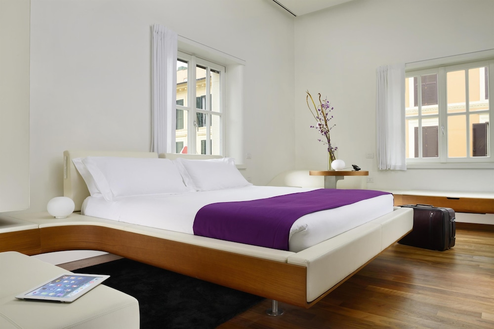 Collection, King Bed