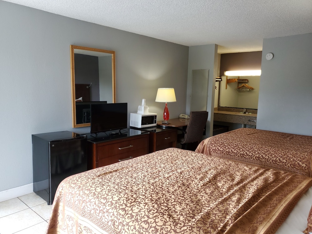 Econo Inn Ormond Beach (Ex Motel 6) 26/41