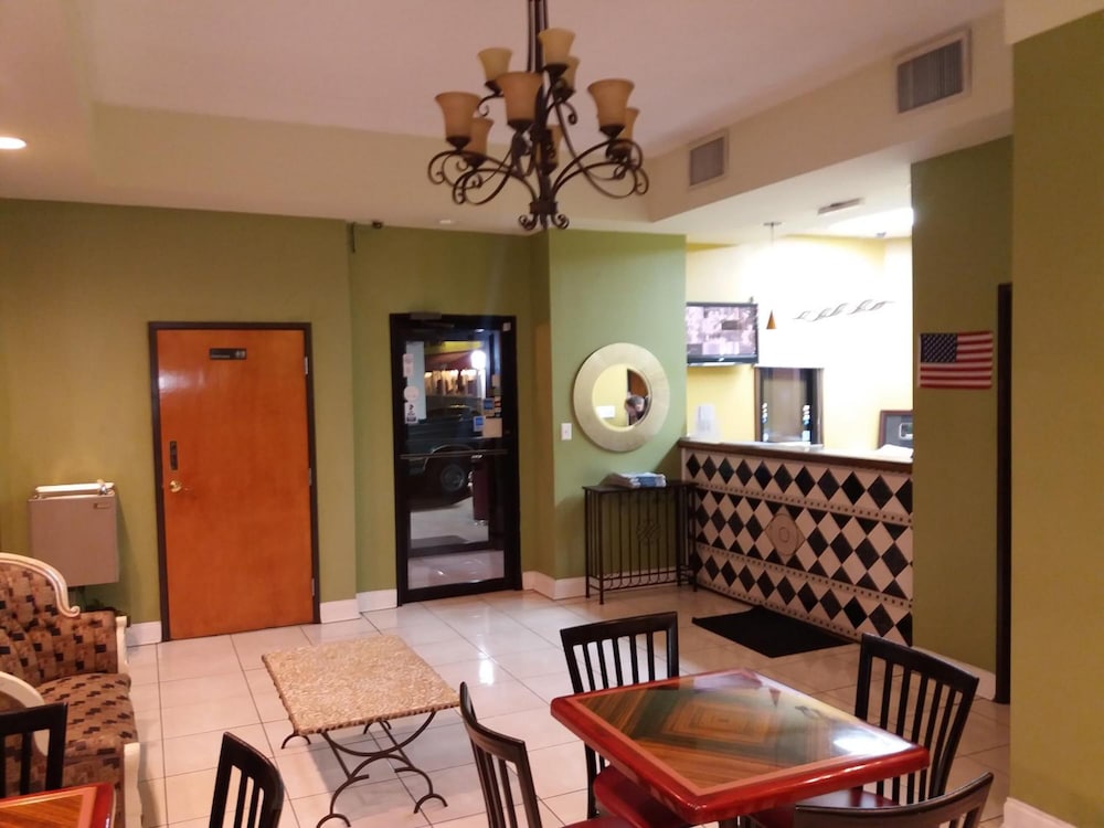 Budgetel Inn and Suites Fort Gordon Augusta 26/50