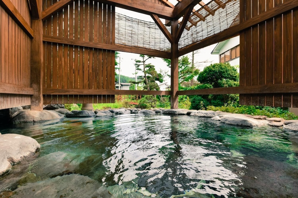 Takamiya Ryokan Yamakawa (ex Yumori Shomian Yamakawa) 33/49