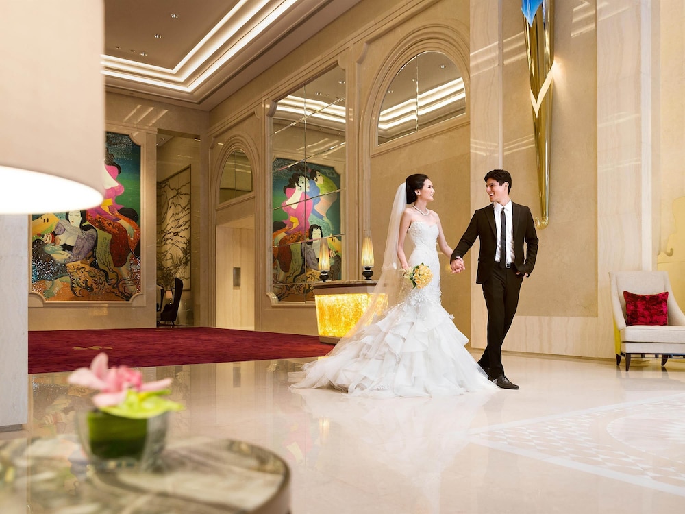 RAFFLES JAKARTA 8/50