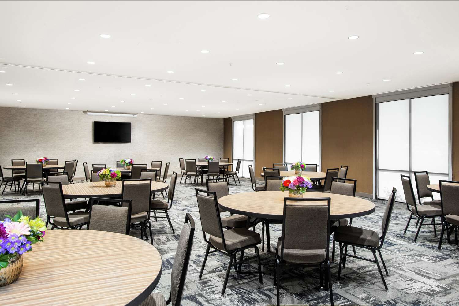 Home2 Suites By Hilton Long Island Brookhaven 18/20