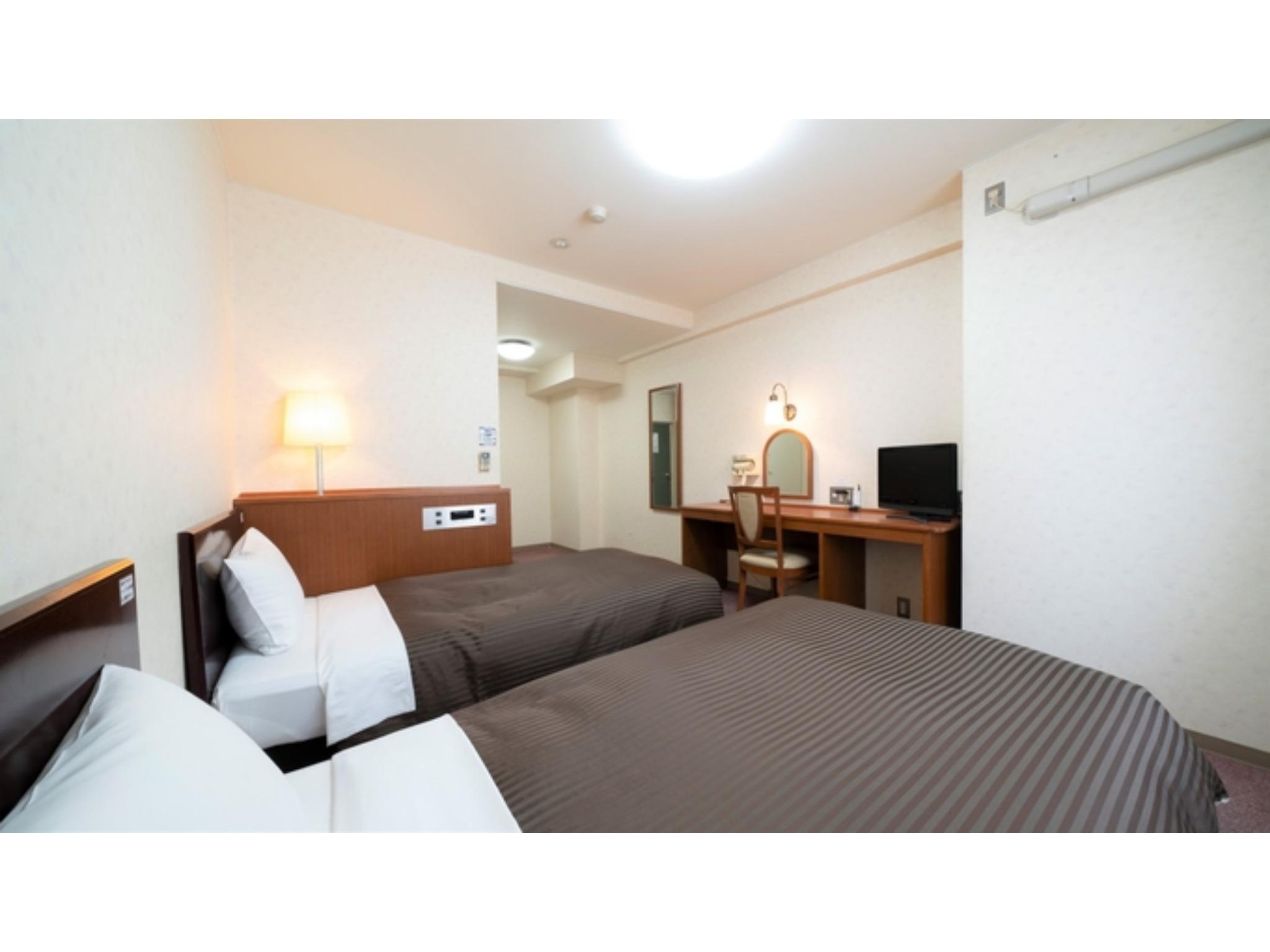 Room, Twin Beds, West Wing