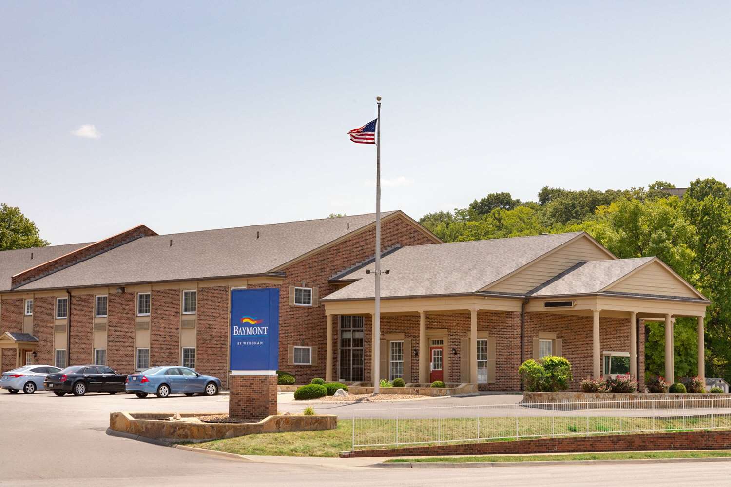 Baymont by Wyndham Kansas City KU Medical Center 2/11