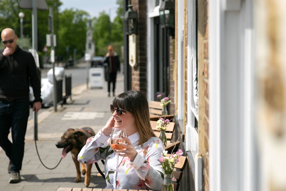 The Rose and Crown Wimbledon 28/50