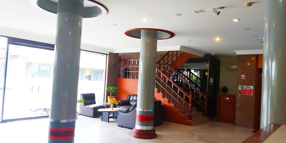 Paradise Hotel 15/39