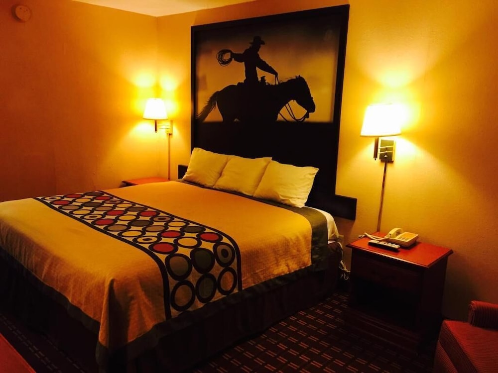 Arya Inn & Extended Stay 11/29