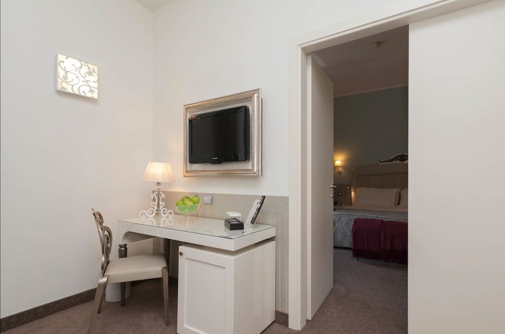 JR Hotels Oriente Bari 48/56