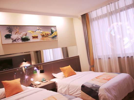 Deluxe, 2 Beds