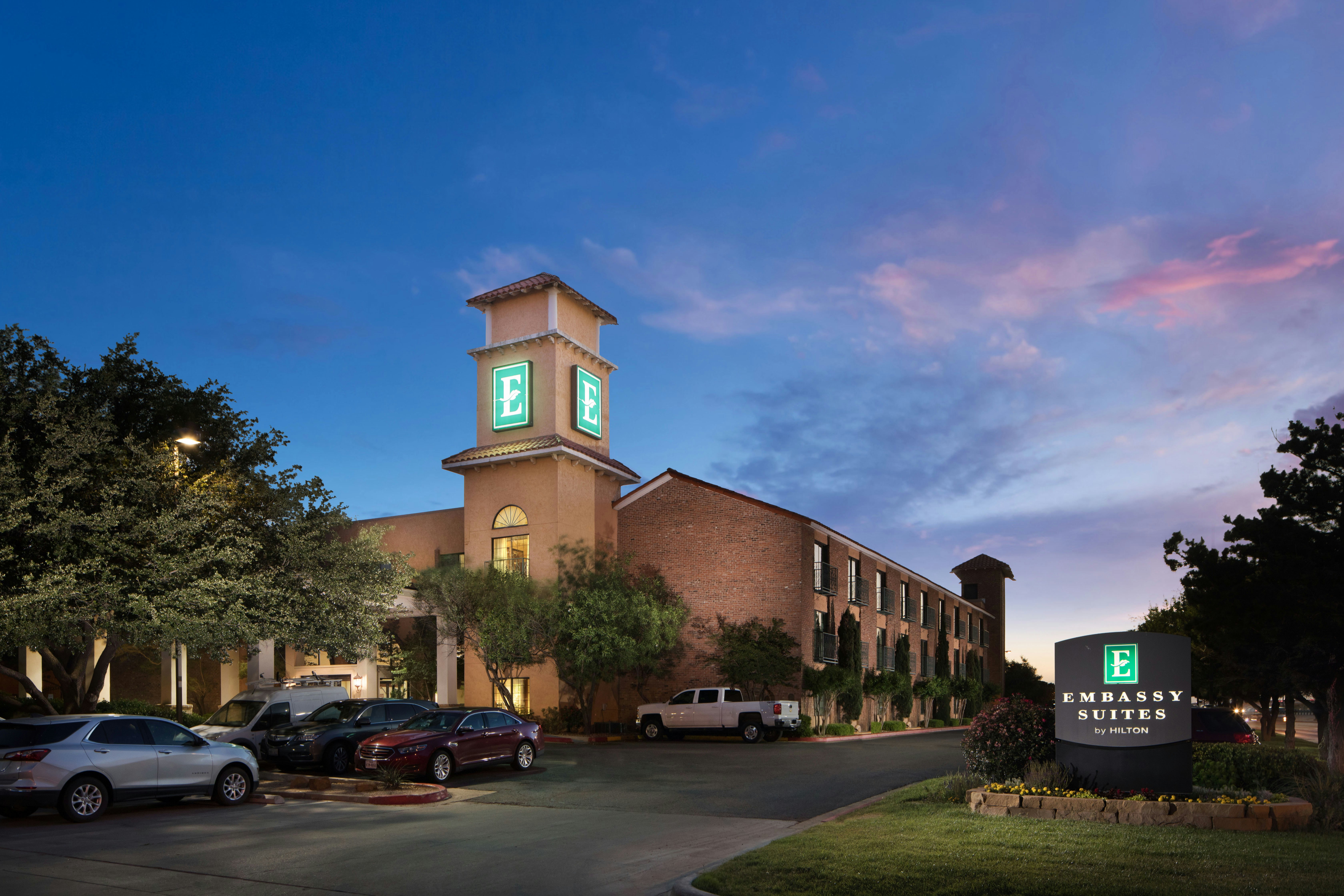 Embassy Suites by Hilton Lubbock 22/25