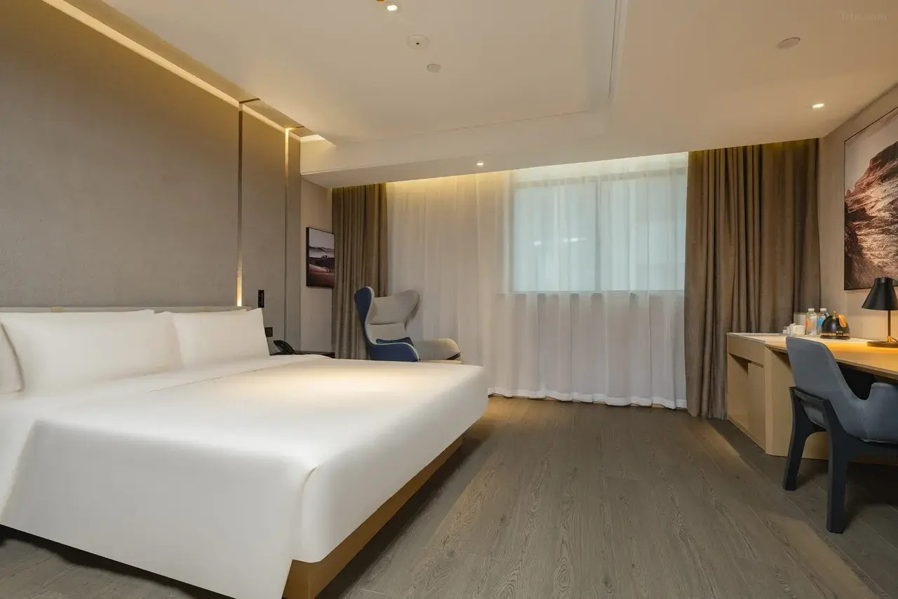 Atour Hotel, North Hi-Tech Park, Daning, Shanghai 12/20