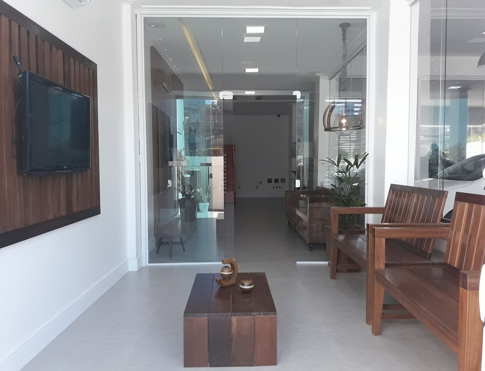 HOTEL SEMPRE EXECUTIVE 52/67