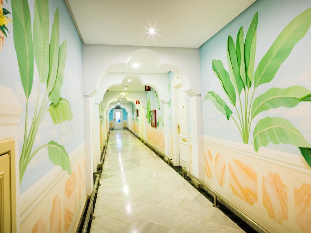 Aparthotel Monarque Sultan 28/72