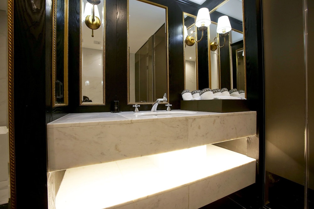 Hotel Cullinan Yongin 54/62