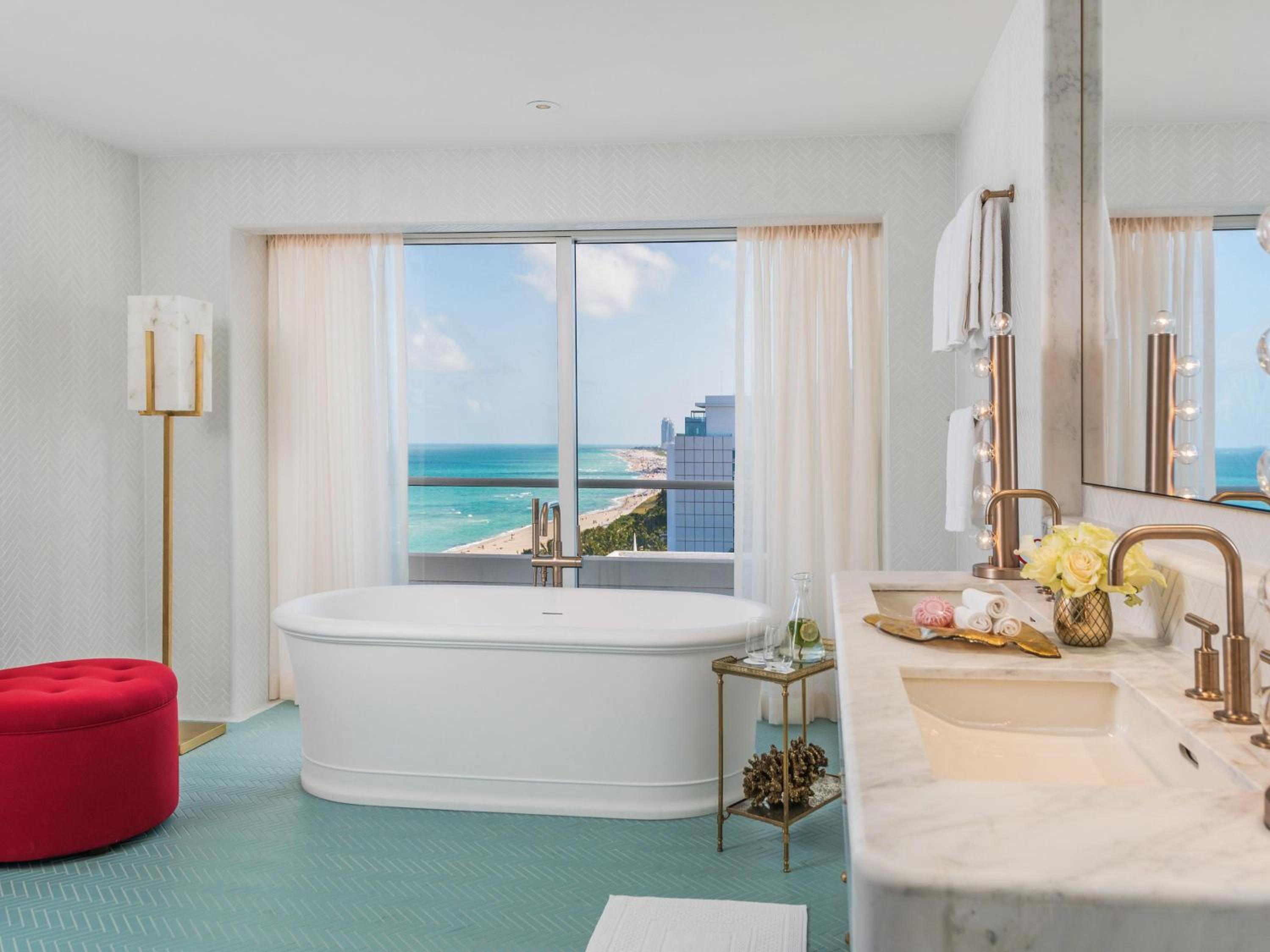 3 Bedrooms, Premier, Suite, King Bed, 3 King Beds, Ocean Front