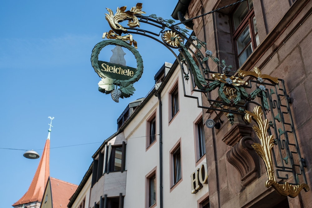 Steichele, Hotel Restaurant Weinstube 6/39