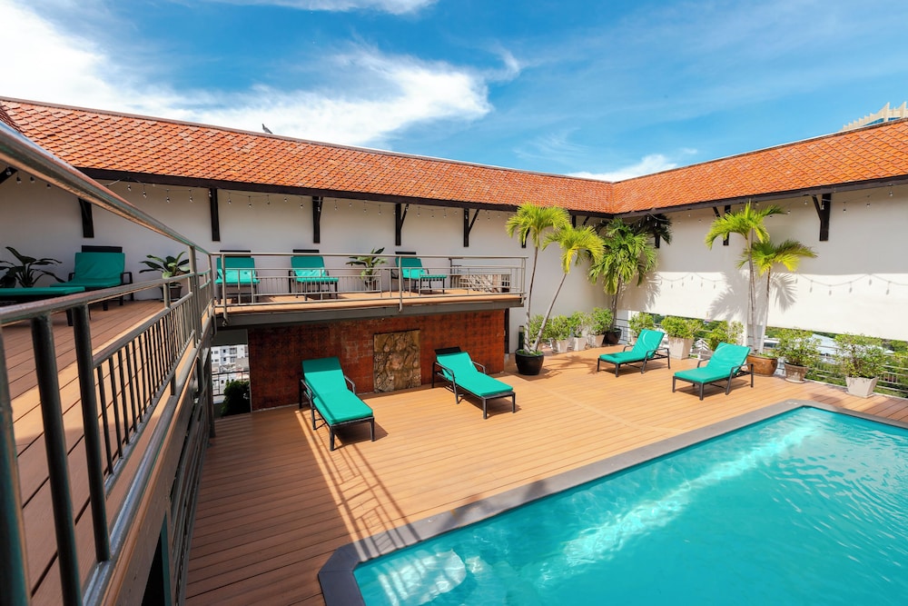 Pinnacle Lumpinee Park Hotel 5/47