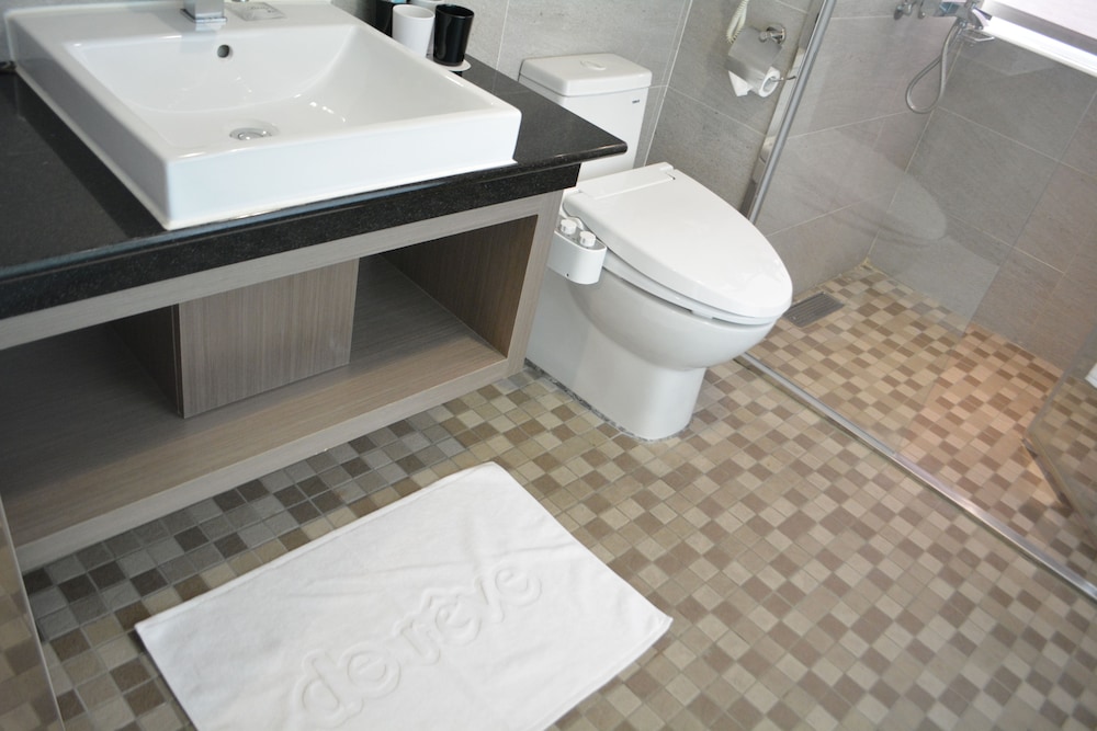 Yeong Chi Business Hotel 46/52